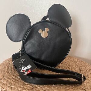 NWT! Mickey Mouse Black Crossbody Bag